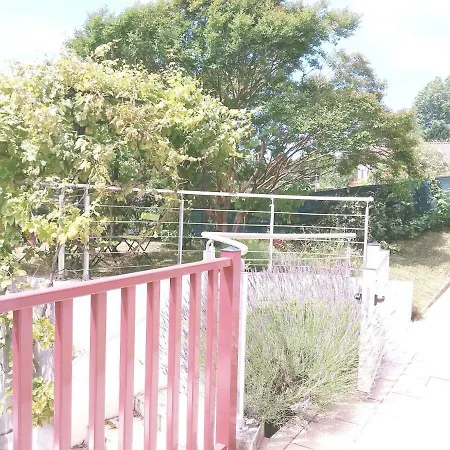 Апартаменты 3 Allee De L'oree Du