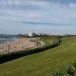 3 Allee De L'oree Du *