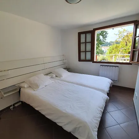 3 Allée De L'orée Du *